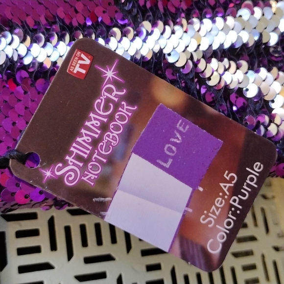 ✌️Shimmer sequin Notebooks - 2 red & purple - Picture 4 of 5
